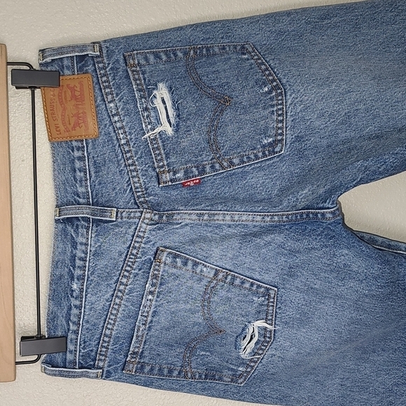 Levi's Original Fit High Rise Distressed Jeans - Picture 10 of 13